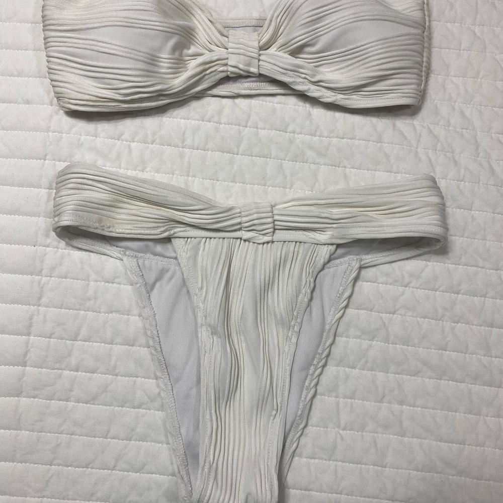 Bikini set bundle - Picture 2 of 2